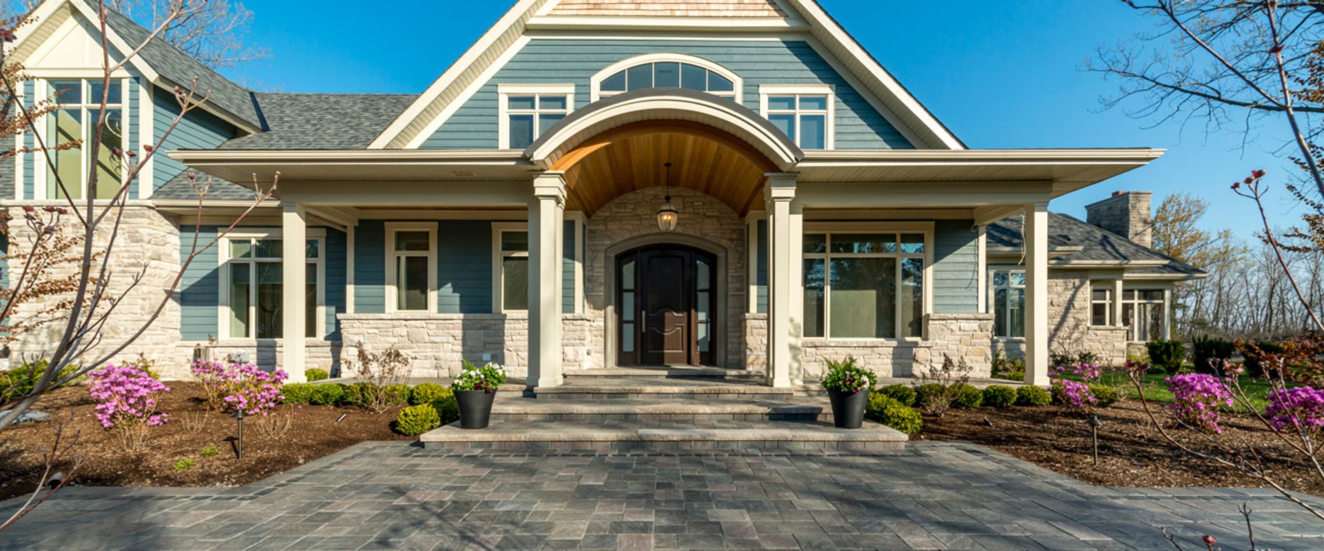 Does curb appeal affect home value?